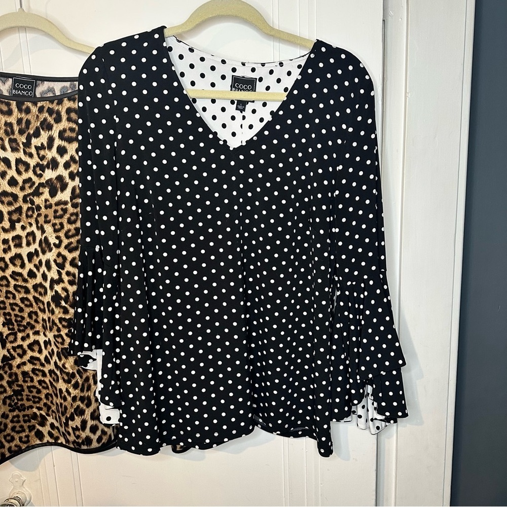 Coco Bianco tops lot of 2 large bell sleeves - Picture 3 of 10